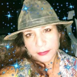 Meet your Posher, Sandra